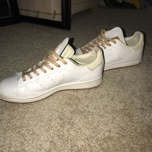 Adidas Shoes (Size 6.5)